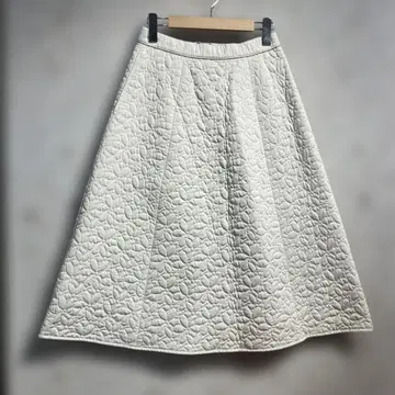 LAISSE PASSE 퀼팅 플라워 플레어 스커트 레스 빠세