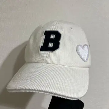 bibiy. 비비캡 화이트