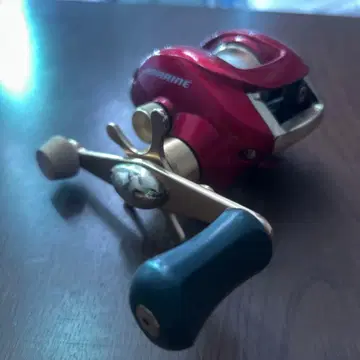 MARINE 베이트 릴 레드 실 포함 아이언맨 컬러