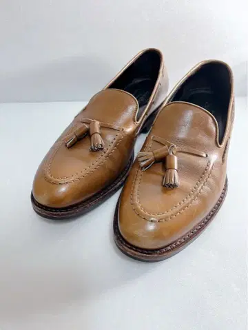 [ 새상품급 ] Jalan Sriwijaya 태슬 로퍼 UK6