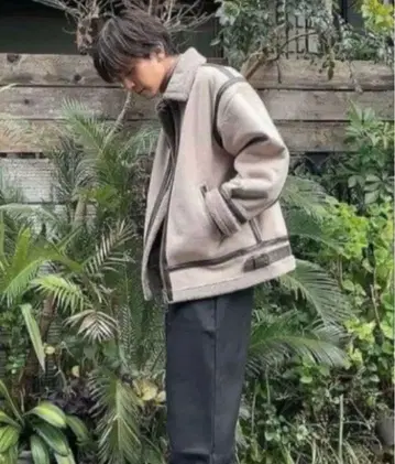 이와타 타카노리 착용 SLICK 페이크 무스탕 B-3 자켓