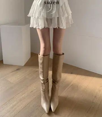 2월 28일까지 한정 가격 아이브링 롱 부츠 베이지