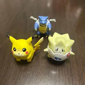 포켓몬 피규어 3개 세트 피카츄 토게피 거북왕 몬코레 기타
