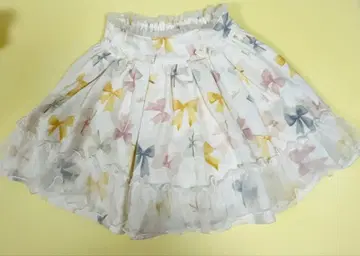 리즈리사! 리본 무늬 플레어 스커트 화이트