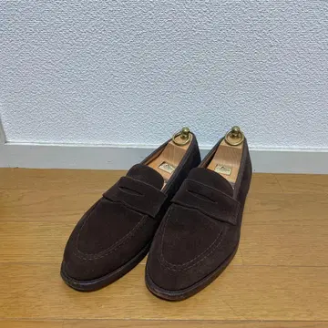 크로켓앤존스 보스턴 8E 스웨이드 로퍼 다크 브라운