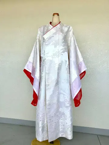 시로무쿠 의상 무녀풍 기모노 리메이크
