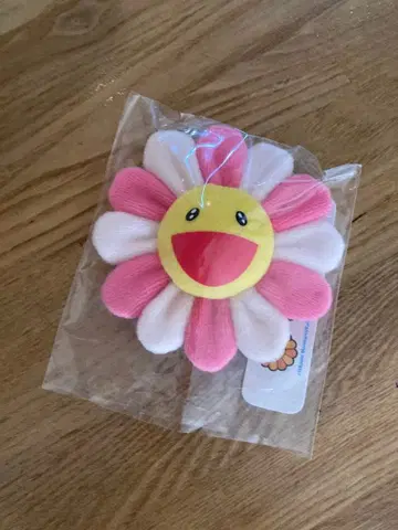 카이카이키키 꽃 마스코트