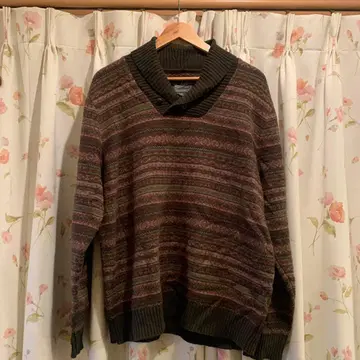 새상품급 울리치 싸개 버튼 니트 스웨터 L 사이즈