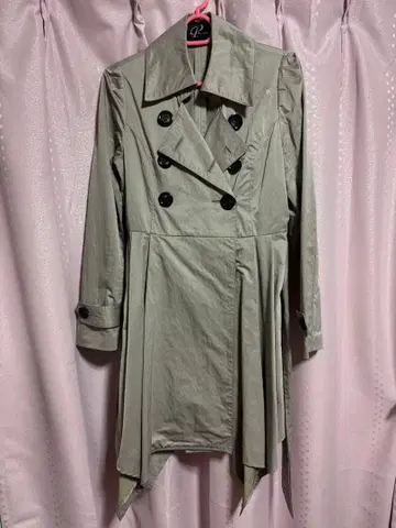 그레이 더블 브레스트 트렌치코트