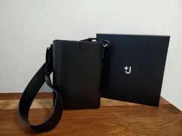 UNIQLO +J 가죽 숄더백 질 샌더 블랙 스퀘어