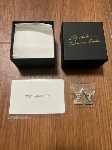 CODY SANDERSON 마스다 타카히사 콜라보 이어커프