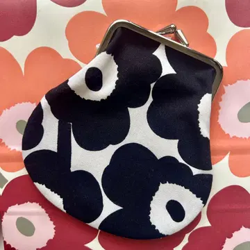 [ 미사용 새상품 ] 마리메꼬 가마구치 파우치 우니코 패턴 코인 케이스