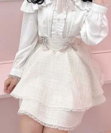 ROJITA 브로치 체인 포함 더블 플레어 스커트