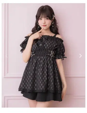 ROJITA 오프숄더 시어 셋업 블랙