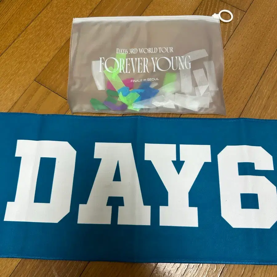 DAY6 | 데이식스 Day6 Forever Young Finale T-shirt on Bunjang