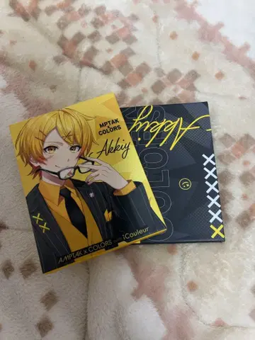 AMPTAK x COLORS 아이섀도우 팔레트 아키 특전 카드 포함