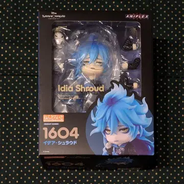 트위스테 점토 피규어 이데아