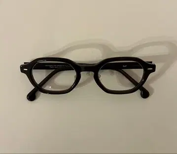 시바타 히카리 x Zoff 콜라보 안경 (도수 없음)