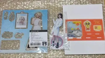 NMIXX 베이 아크릴 스탠드 NSWER VACATION MIXX LAB