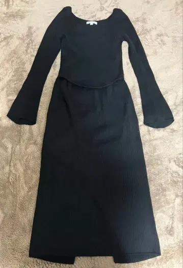 [배송비 포함] 유니클로 마메쿠로구치 블랙 롱 니트 셋업