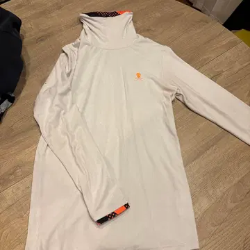 화이트 스컬 자수 골프 셔츠 46