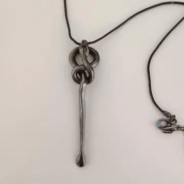 gunda 스텔스 목걸이 hyde