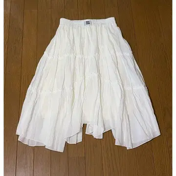 퍼블릭스 마리콴트 허리 로고 비대칭 캉캉 스커트