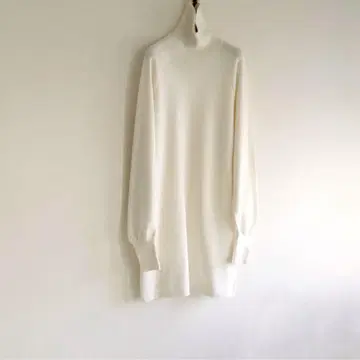 RIM.ARK 림아크 돌먼 니트 원피스 화이트 FREE