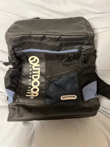 OUTDOOR PRODUCTS 백팩 블랙/파랑 사인 포함