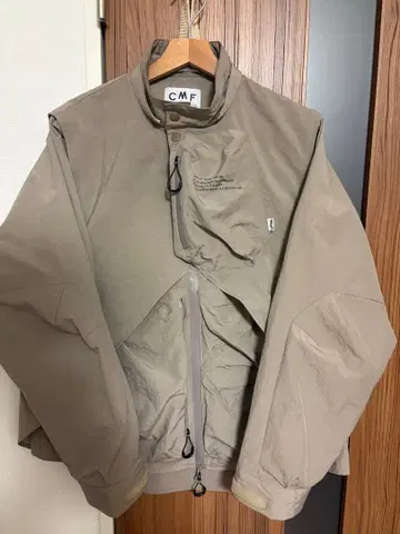 Confy Outdoor Garment CMF 아웃도어 자켓