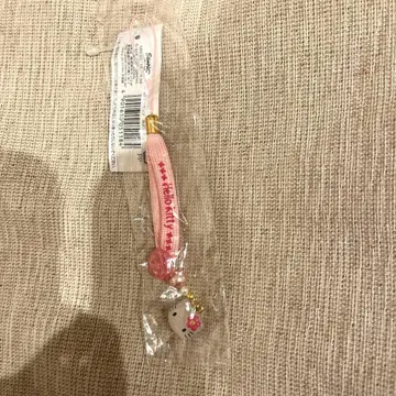 레트로 헬로키티 카멜리아 로즈 스트랩 핑크