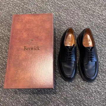 Berwick1707 U칩 4477BCVI UK5.0 24.0cm