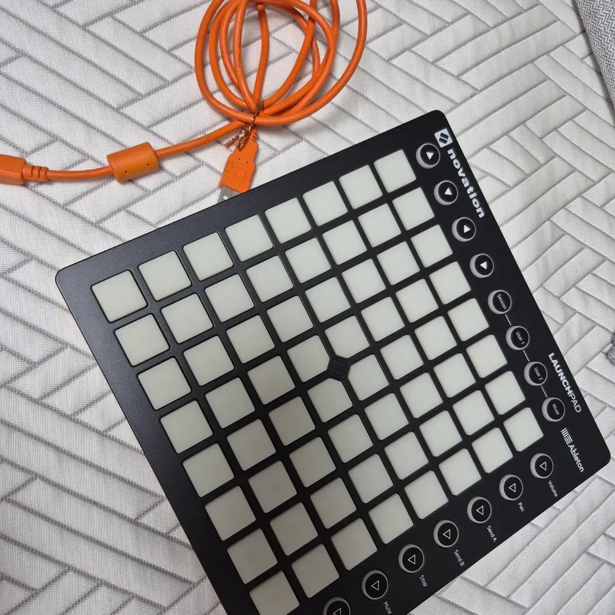 런치패드 | 브랜드 중고거래 플랫폼, 번개장터