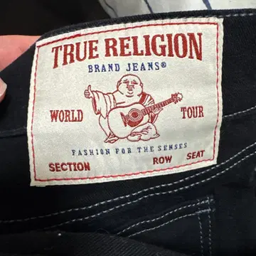 TRUE RELIGION 블랙 데님 팬츠