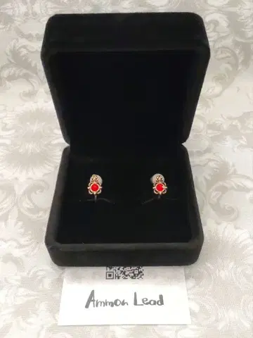 악마 집사와 블랙 고양이 아쿠네코 크리스마스 선물 귀찌 아몬