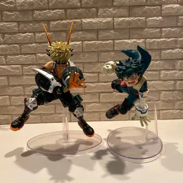 나의 히어로 아카데미아 피규어 데쿠 & 바쿠고 카츠키 제일복권