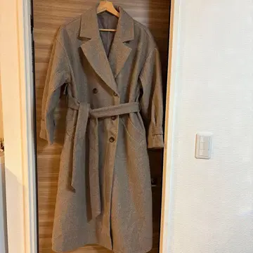 그레이 더블 브레스트 롱 코트