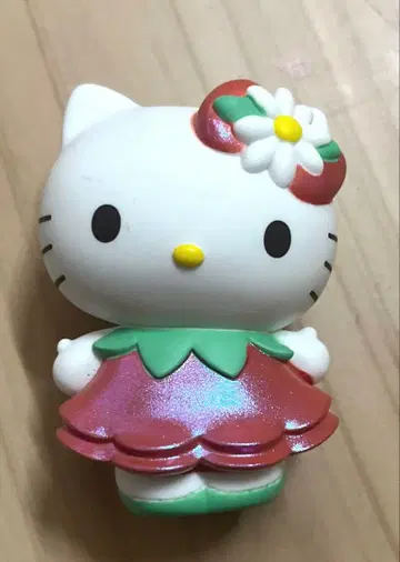 산리오 키티 피규어
