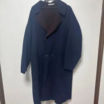 DRESSIEROR 더블 브레스트 체스터 코트 클리닝 완료