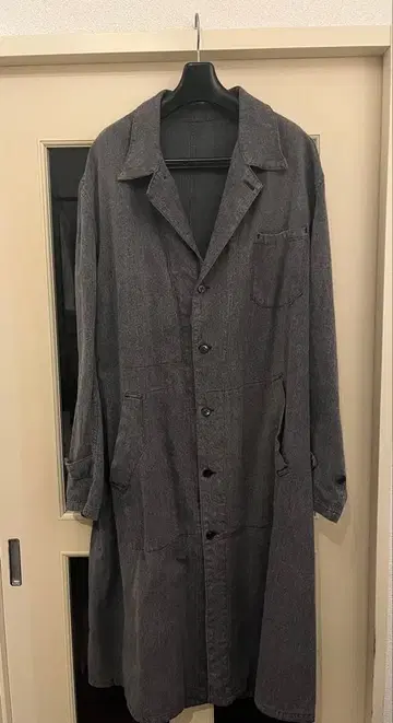 프렌치 워크 블랙 샴브레이 아틀리에 코트