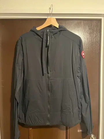 Canada Goose 후드 부착 자켓
