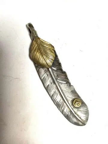 고로즈 goro's 상금 & 메탈 부착 특대형 페더