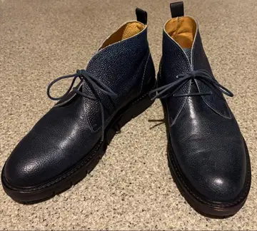 EPOCA UOMO 네이비 가죽 처카 부츠