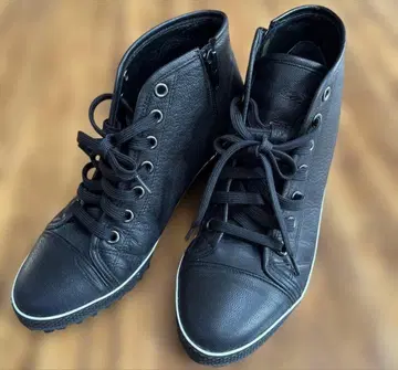 새상품급 Gabardine K.T 숏부츠 23.5