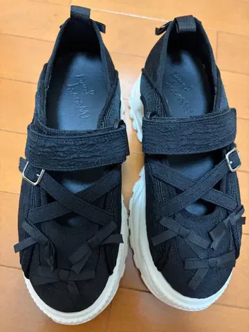 Merry Jenny 리본 자카드 스니커즈 메리제니