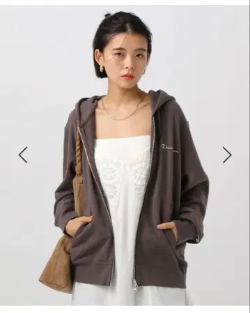 베이플로우 Champion 챔피온 별주 자수 후드 맨투맨 브라운