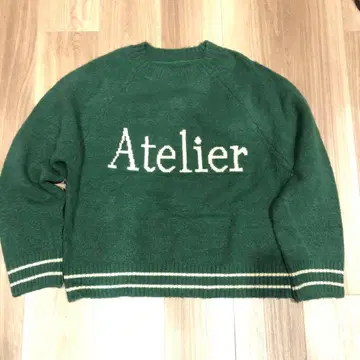 그린x 화이트 니트 'Atelier' 미사용 새상품