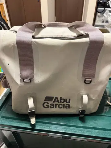 Abu Garcia 방수 낚시용 가방