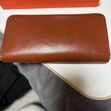 브라운 가죽 장지갑 골드 지퍼