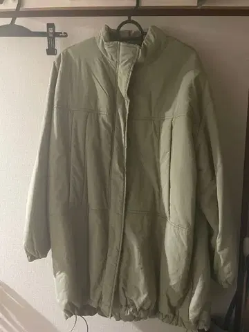 LOWRYSFARM 라이트 그린 몬스터 코트